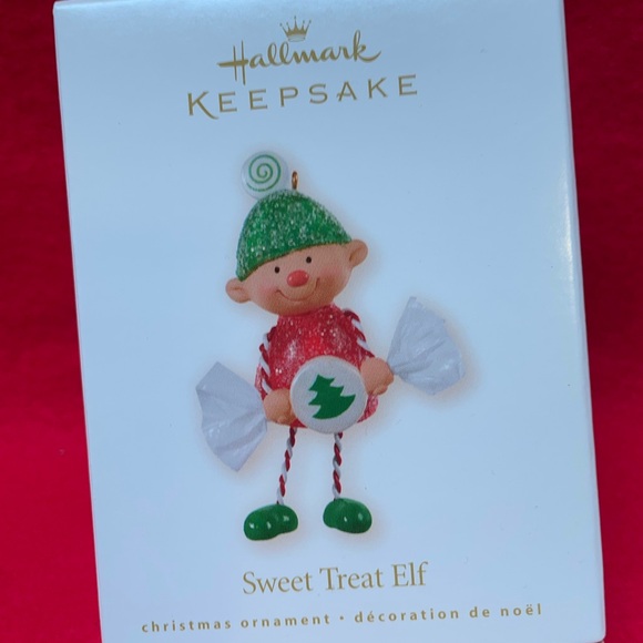 Sweet Treat Elf Hallmark Ornament - Picture 2 of 6